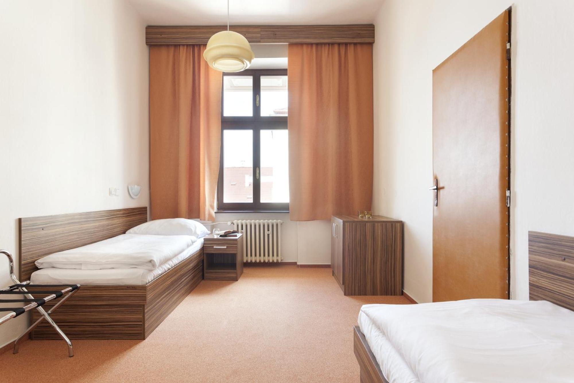 B&B Hotel Praha Нови-Йичин Номер фото